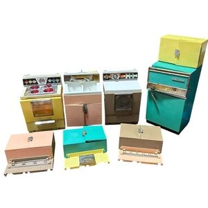 Vintage 1960's MCM Barbie Doll Reading Deluxe Dream Kitchen Parts/Repair